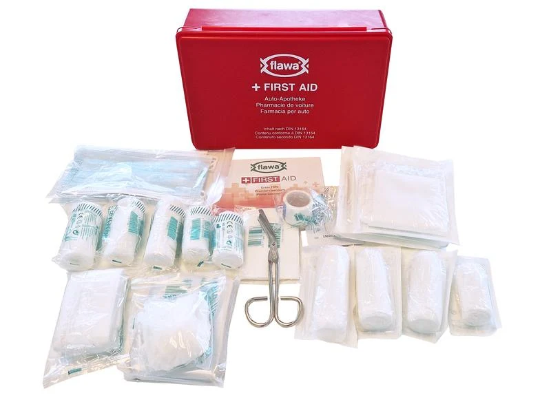 FLAWA Auto-Apotheke nach DIN 13164, rot, 26 x 17 x 8 cm
