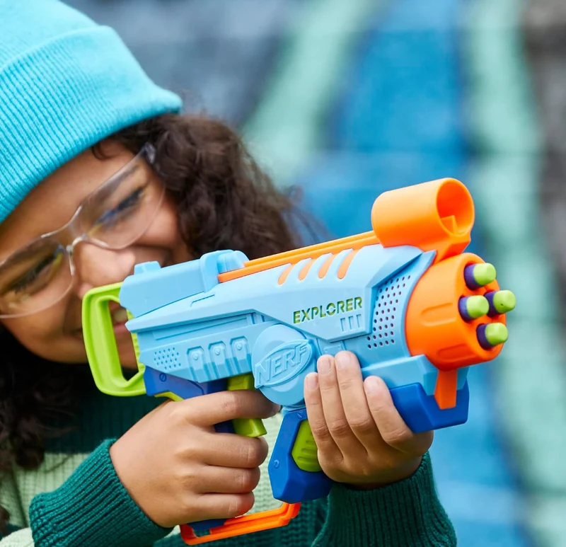 NERF Elite Junior Explorer Easy-Play Toy Foam Blaster, 8 Darts for Kids Outdoor Games, Ages 6 & Up