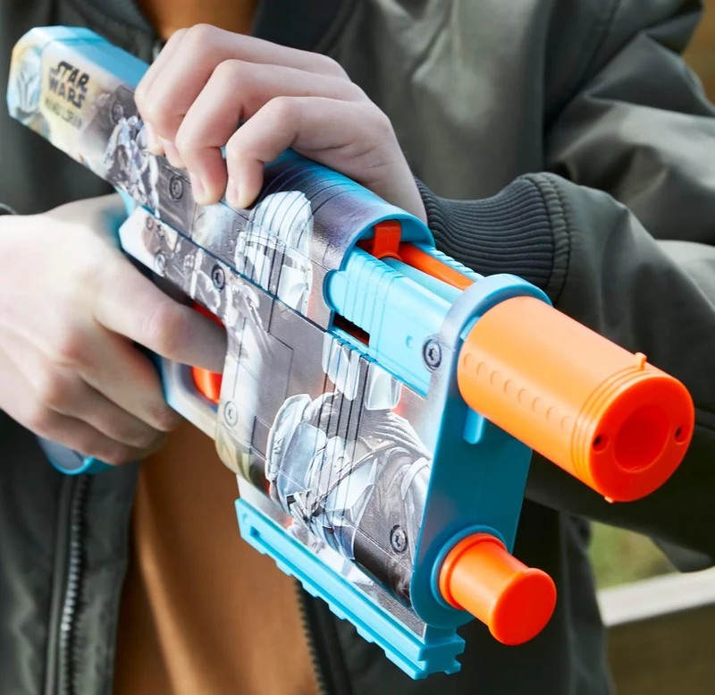 Nerf Star Wars The Mandalorian Dart Blaster, 12 Elite Darts, Internal Clip, Toy Foam Blasters for 8 Year Old Boys & Girls & Up