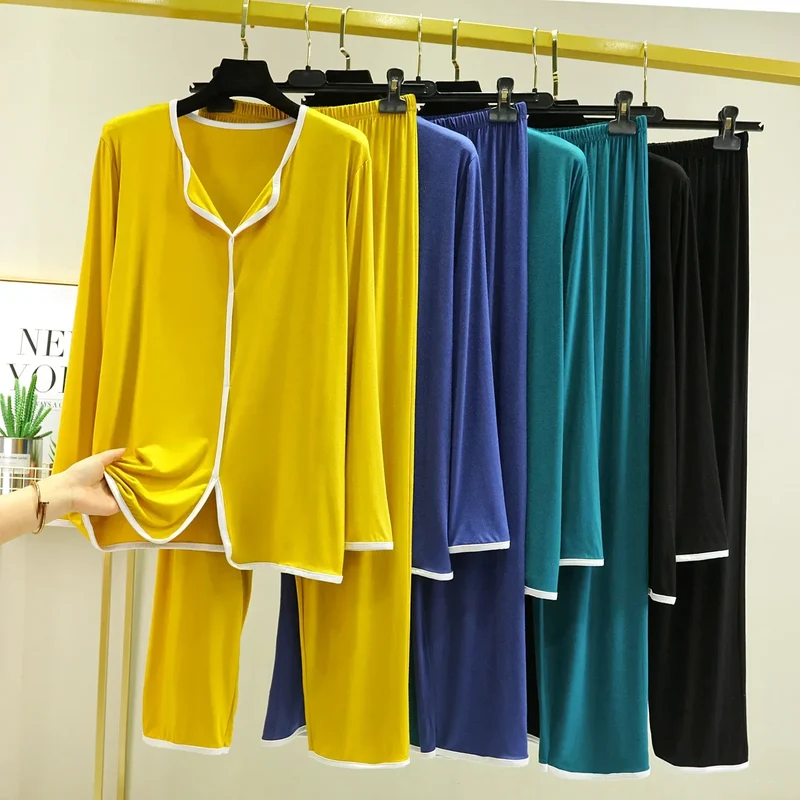 Ensemble Homewear Femme en Modal – Pyjama Chemise Col V & Pantalon Long Ample