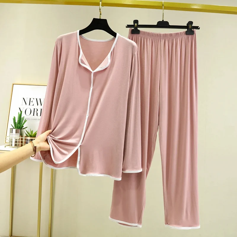 Ensemble Homewear Femme en Modal – Pyjama Chemise Col V & Pantalon Long Ample