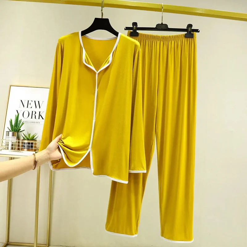 Ensemble Homewear Femme en Modal – Pyjama Chemise Col V & Pantalon Long Ample