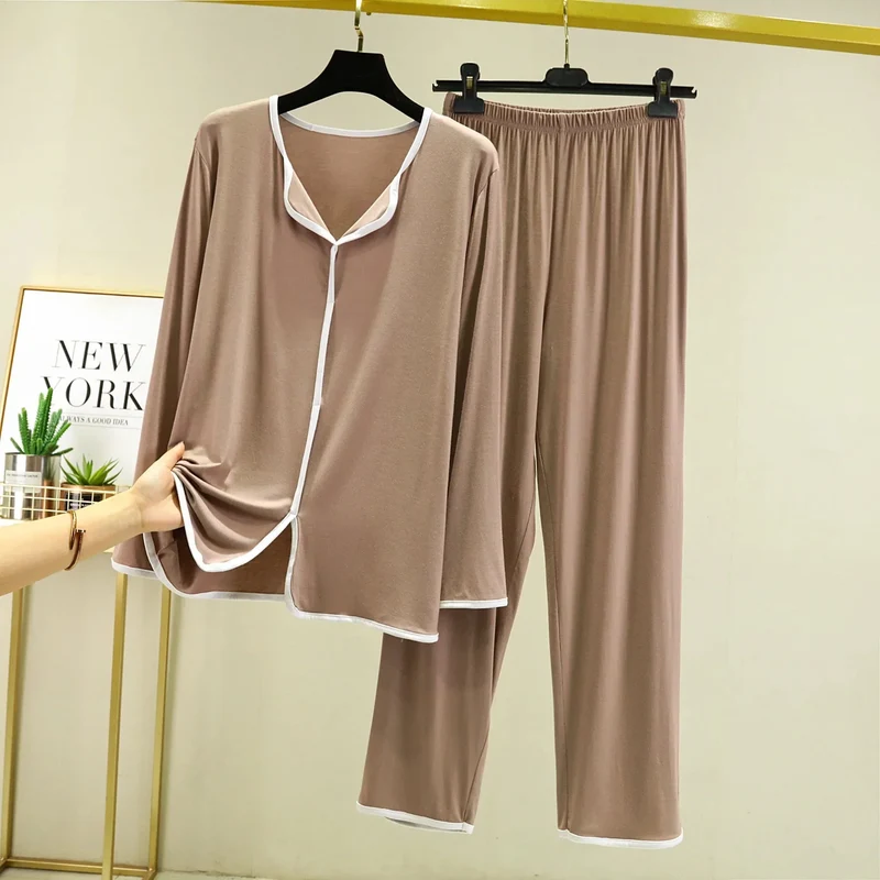 Ensemble Homewear Femme en Modal – Pyjama Chemise Col V & Pantalon Long Ample