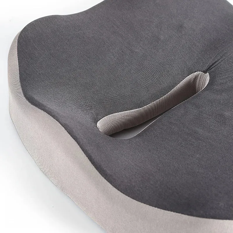 Coussin 3D à Mémoire de Forme – Soulage Dos & Coccyx