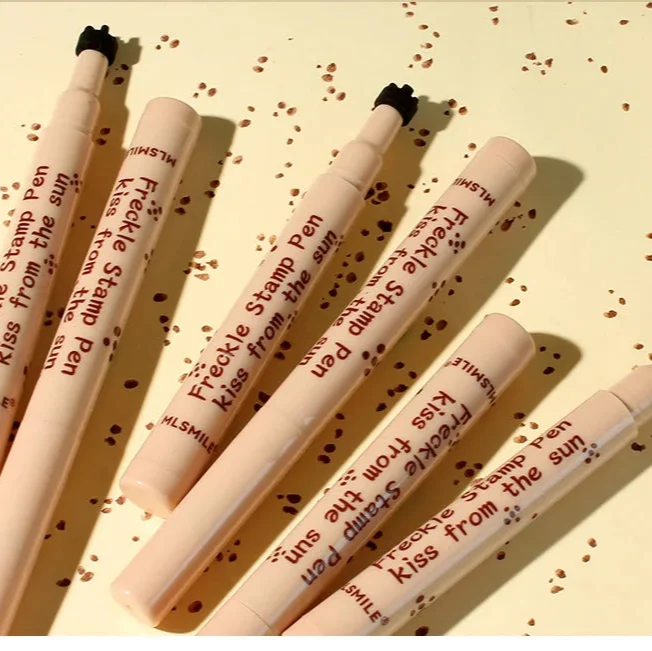 Freckle Stamp Pen - Stylo Taches de Rousseur Naturelles - 4 Teintes