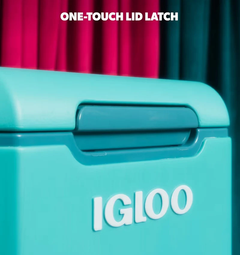 Igloo Tag Along 360 Spinner Cooler | 20 Quart Rolling Ice Chest - (Teal)