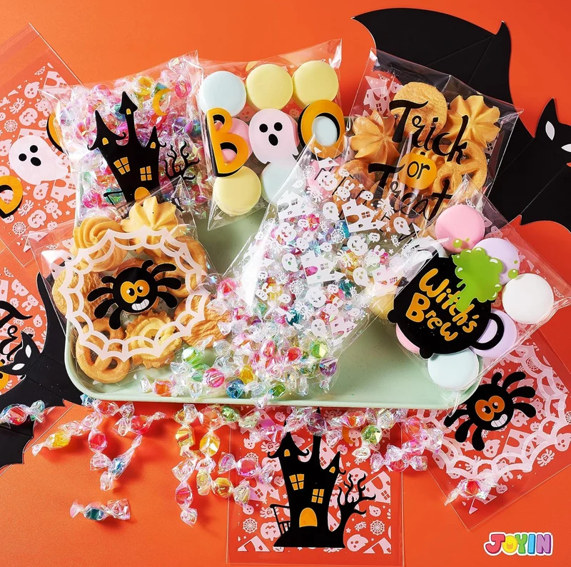 JOYIN 150 PCS Halloween Cellophane Treat Bags, Self Adhesive Clear Cookie and Candy Bags for Kids Trick or Treating, Small Goodie Gift Ziplock Bag Bulk for Halloween Party Favors Supplies in 6 Designs