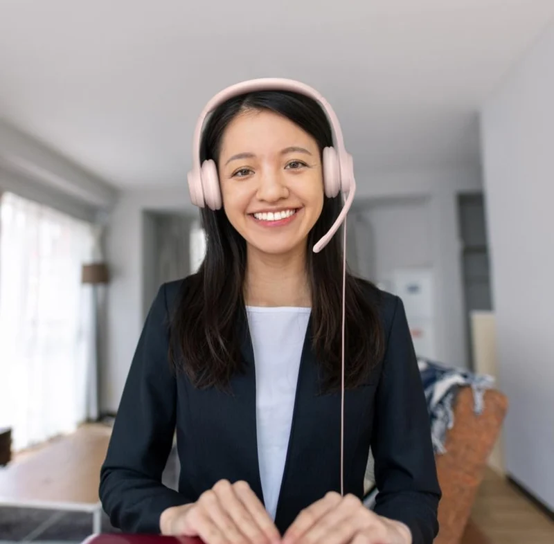 Logitech H390 Gaming Headphones, Wired Headphones with Mic, USB Headset with Microphone for PC, Noise Cancelling Microphone for Video Meetings, Music, Gaming - Rose