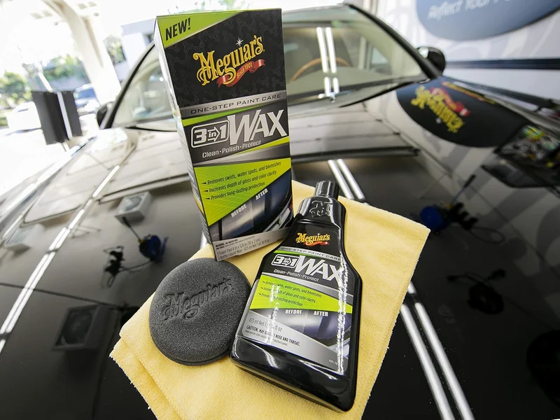 Meguiar's 3 In 1 Wax - Advanced Cleaner Wax that Blends Defect and Scratch Removal, Car Polishing for a High Gloss (16 Oz)