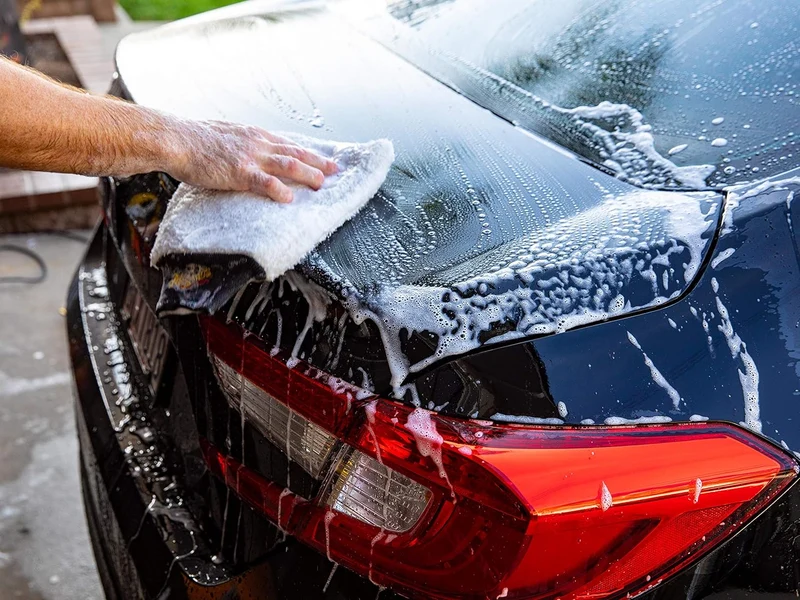 Meguiar's Shampoo Plus – Car Wash Soap Gently Cleans Without Swirling or Scratching – 1 Gallon