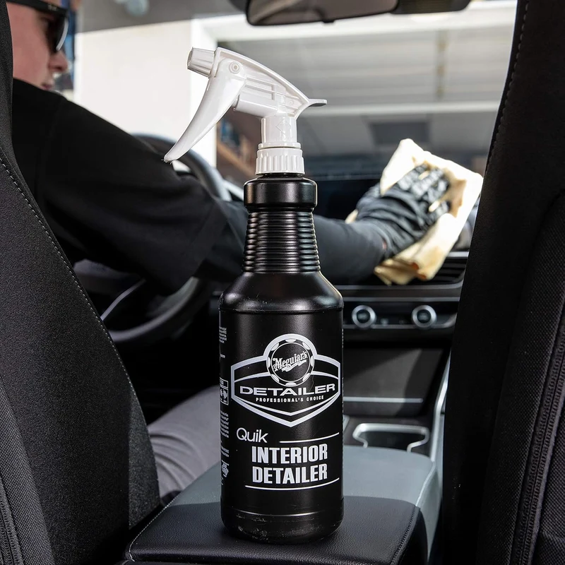 Meguiar's Detailer Quik Interior Detailer (3.79L) safely cleans all interior surfaces