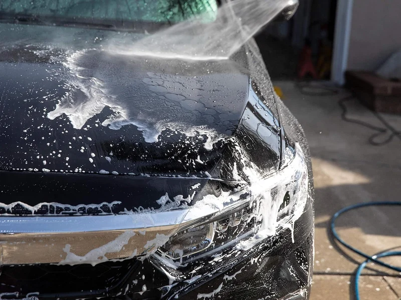 Meguiar's Hyper Wash Foaming Car Wash Lifts Off Dirt and Leaves a Rich Shine - 1 Gallon (Packaging May Vary)