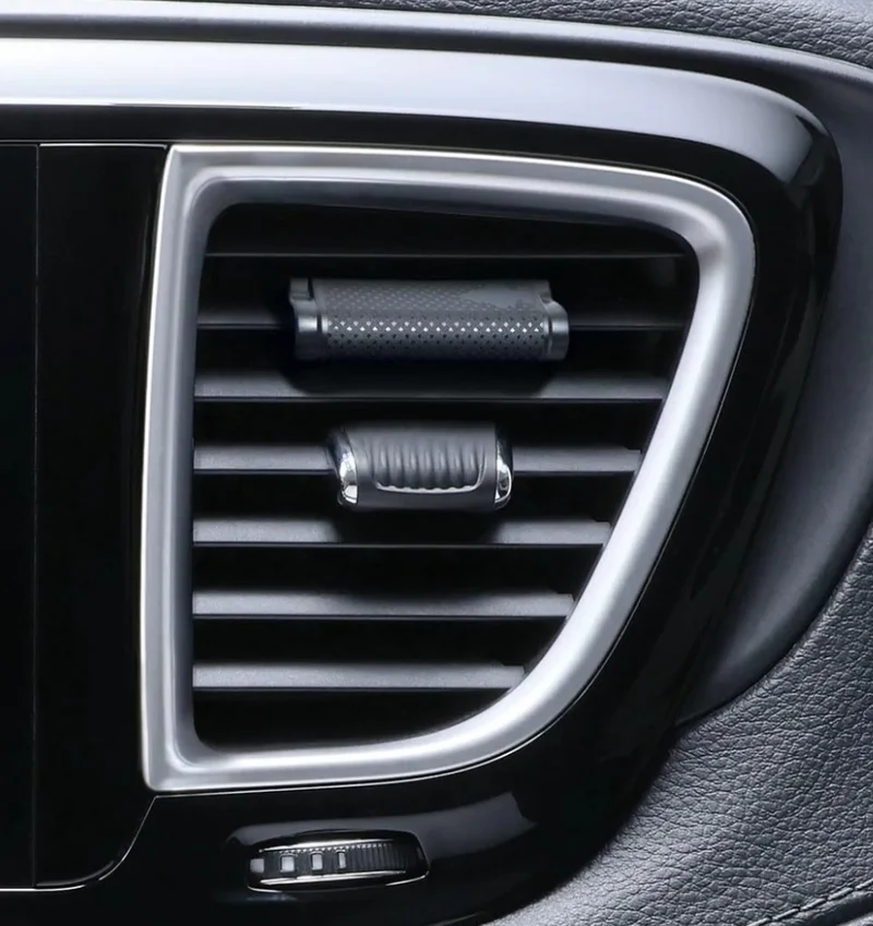 LITTLE TREES Car Air Freshener. Vent Wrap- Fresh Shave