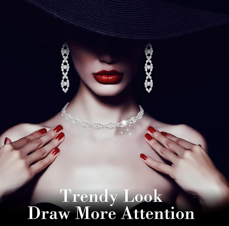 Elegant 4 Pieces Rhinestone Necklace Choker Bracelet Earring Clutch Purses Jewelry Set Women Crystal Triangle Bling Diamond Purse Rhinestone Bag for Wedding Party