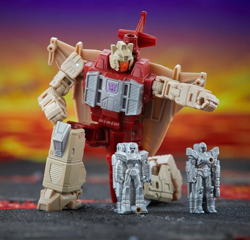 Transformers Legacy United Doom ‘n Destruction Collection, Mayhem Attack Squad Converting Action Figure 4-Pack, Breakdown & Windsweeper, 8+ Years