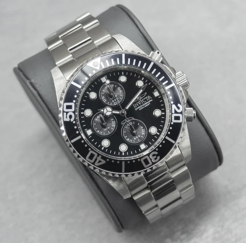 Invicta Men's 1768 Pro Diver Collection Stainless Steel Watch with Black Dial