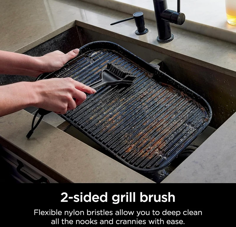 Ninja Woodfire Outdoor Grill Cleaning Brush, Compatible with All Ninja Woodfire Outdoor Grills (OG700, OG800, and OG900 Series), Non-Scratch, Heat Resistant, Scraper Tool, Black