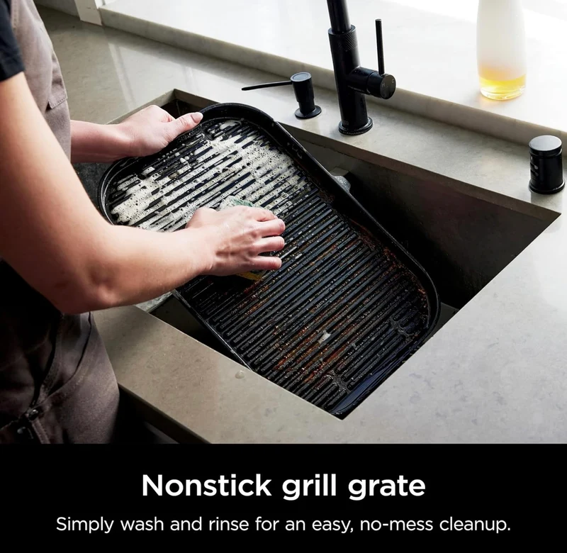 Ninja Woodfire Pro Connect Premium XL Outdoor Grill & Smoker, Bluetooth, App Enabled, 7-in-1 Master Grill, BBQ Smoker, Outdoor Air Fryer, Wood fire Technology, 2 Built-In Thermometers - Black