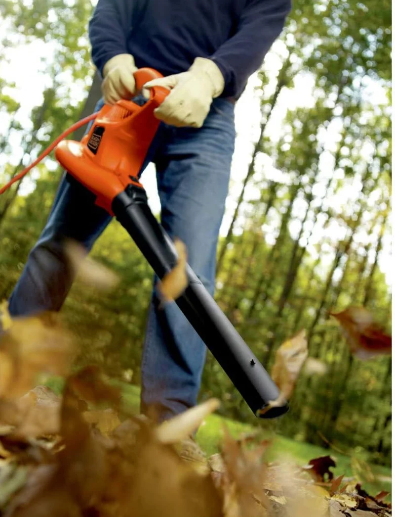 BLACK+DECKER 3-in-1 Electric Leaf Blower, Leaf Vacuum/Mulcher, Corded, 12-Amp (BV6600)