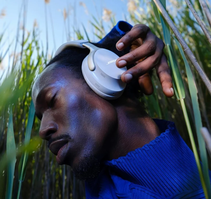 Bose QuietComfort Ultra Bluetooth Headphones Over Ear Noise Cancelling - White Smoke
