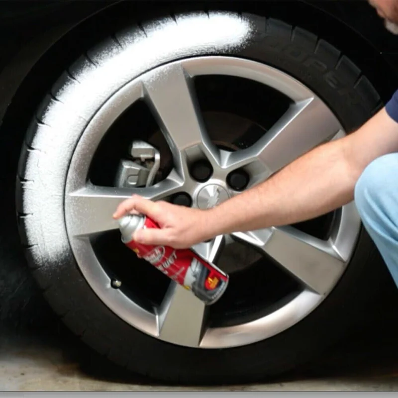 Black Magic Wet Tire Foam Formula 4 Week Shine Enhancement Protective 18 OZ.